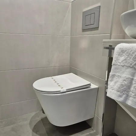 1b143 Amplio Apto En Primera Linea De Playa By R2r Consulting Gijón