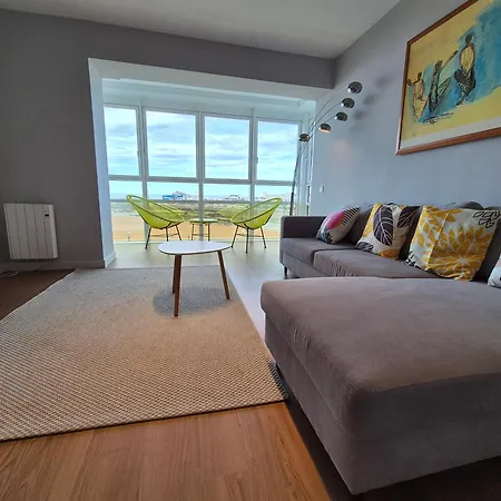 Apartment 1b143 Amplio Apto En Primera Linea De Playa By R2r Consulting