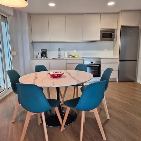 1b143 Amplio Apto En Primera Linea De Playa By R2r Consulting