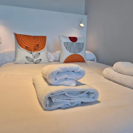 1b143 Amplio Apto En Primera Linea De Playa By R2r Consulting Gijón